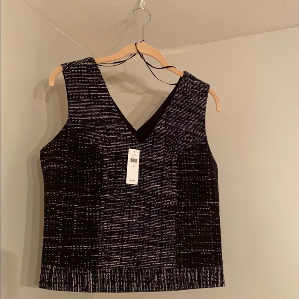 Banana Republic top with small slit in the back